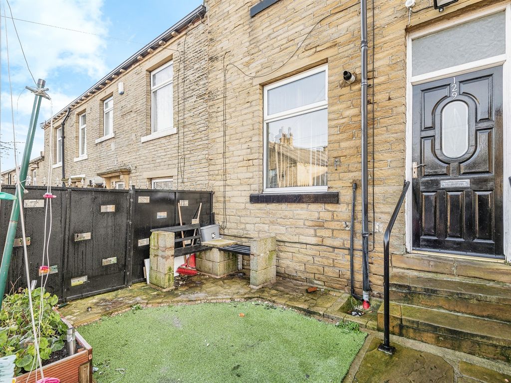 2 bed terraced house for sale in Beldon Road, Great Horton, Bradford