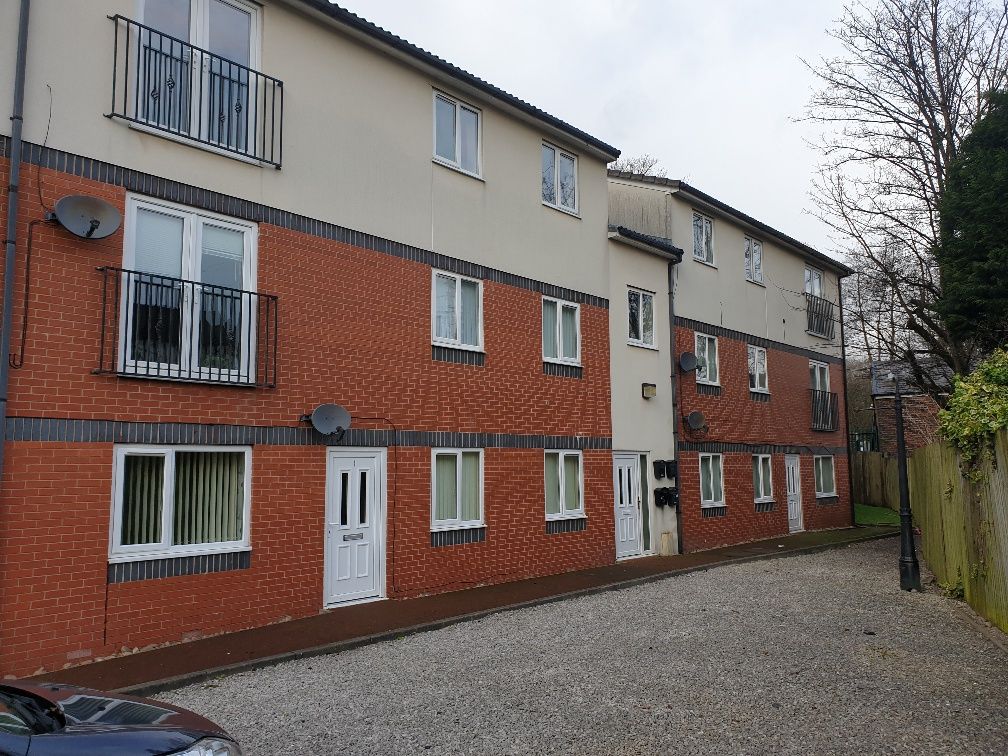 2 bed flat to rent in Hardman Lane, Failsworth, Manchester M35 Zoopla