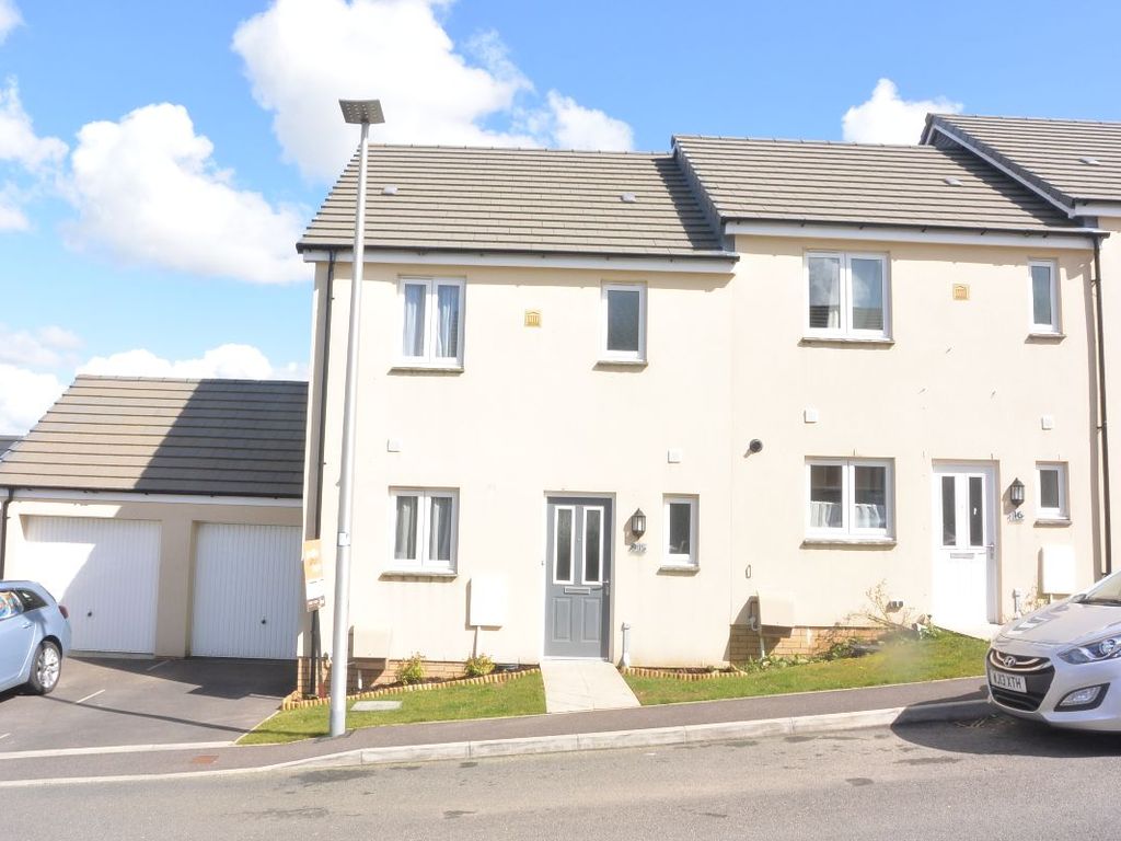 3 bed semi-detached house to rent in Hillside Drive, Okehampton EX20, £ ...