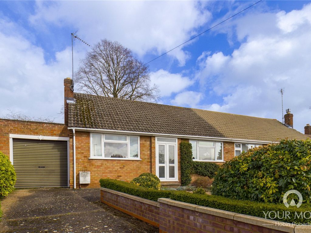 2 bed bungalow for sale in Chiltern Close, Duston, Northampton NN5 Zoopla