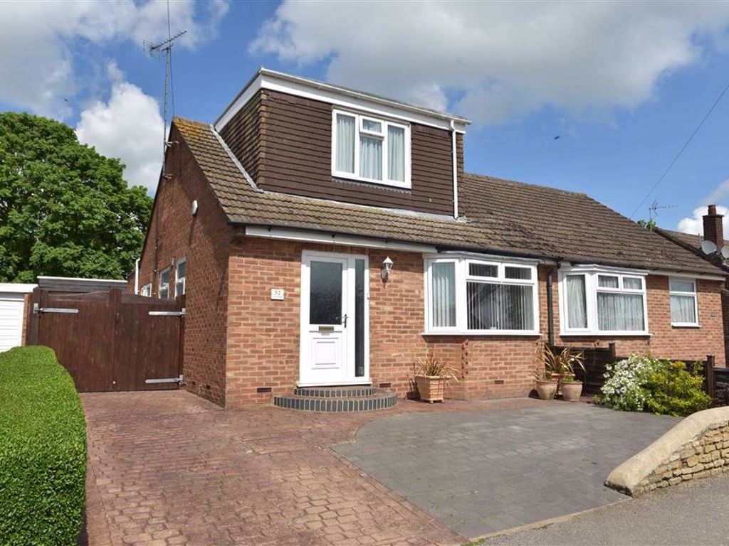 2 bed semidetached bungalow for sale in Longmynd Drive, Northampton