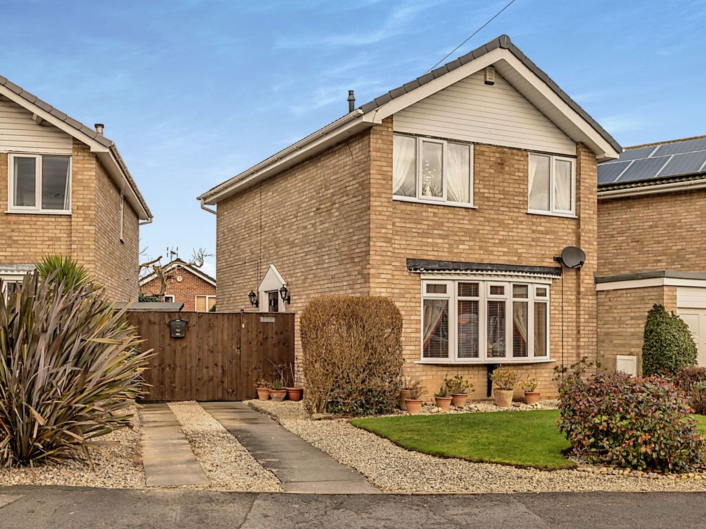 3 bed detached house for sale in Stone Brig Lane, Rothwell, Leeds, West