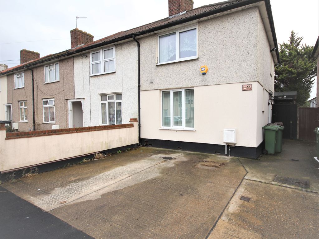 2 bed semidetached house for sale in Ivyhouse Road, Dagenham RM9 Zoopla