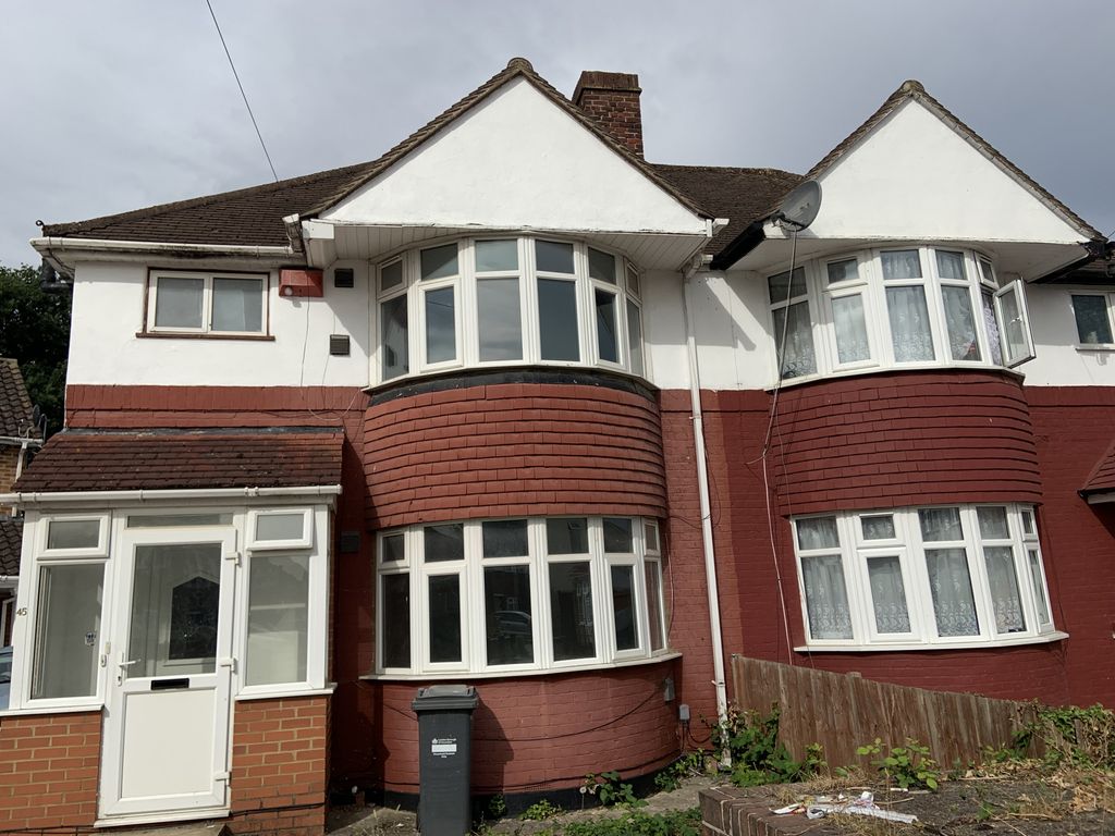 Yew Tree Walk Hounslow Greater London TW4  
