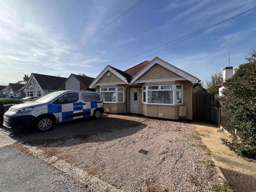 3 bed bungalow for sale in Poplar Drive, Herne Bay CT6, £350,000 Zoopla