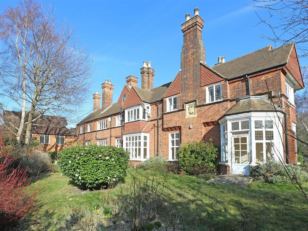 1 bed flat to rent in Selwood House, Kemnal Road, Chislehurst BR7, £