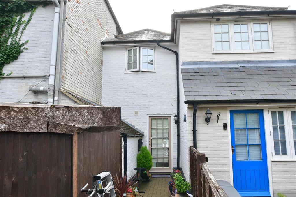 1 bed terraced house for sale in Island Road, Upstreet, Canterbury