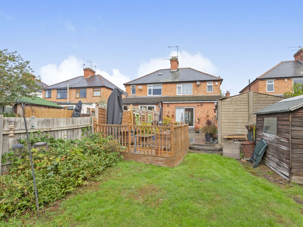 3 bed semidetached house for sale in Richmond Drive, Glen Parva