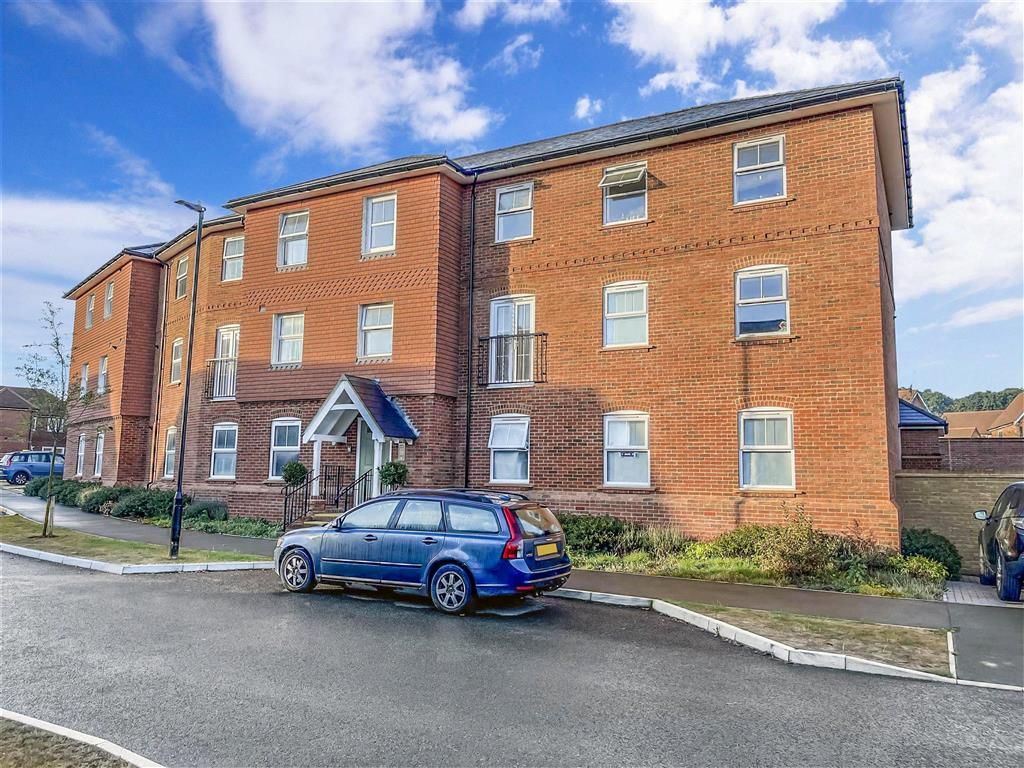 1 bed flat for sale in Caldecott Road, Maidstone, Kent ME16 Zoopla