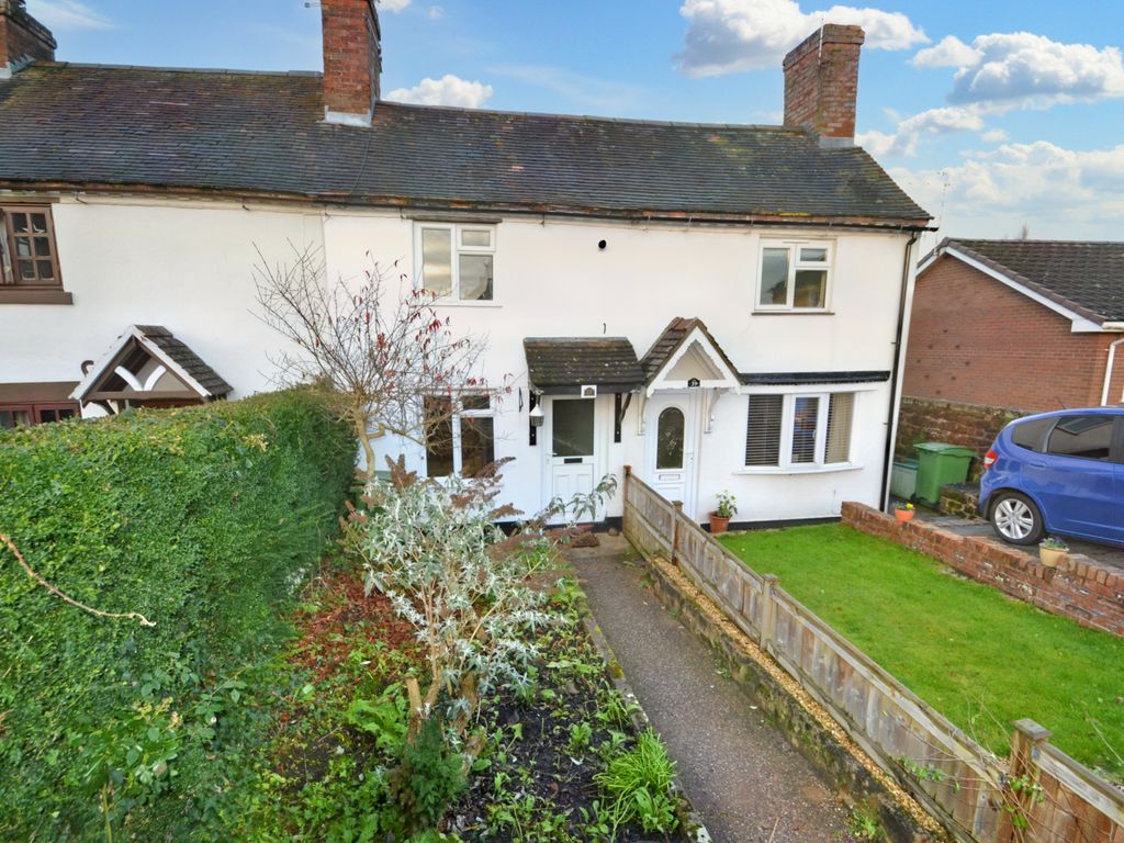 2 bed terraced house for sale in Vineyard Road, Newport TF10, £170,000