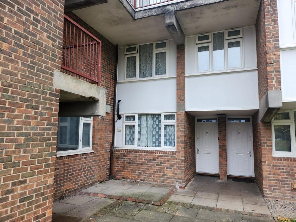 3 bed to rent in Bentham Walk, London NW10, £1,950 pcm Zoopla