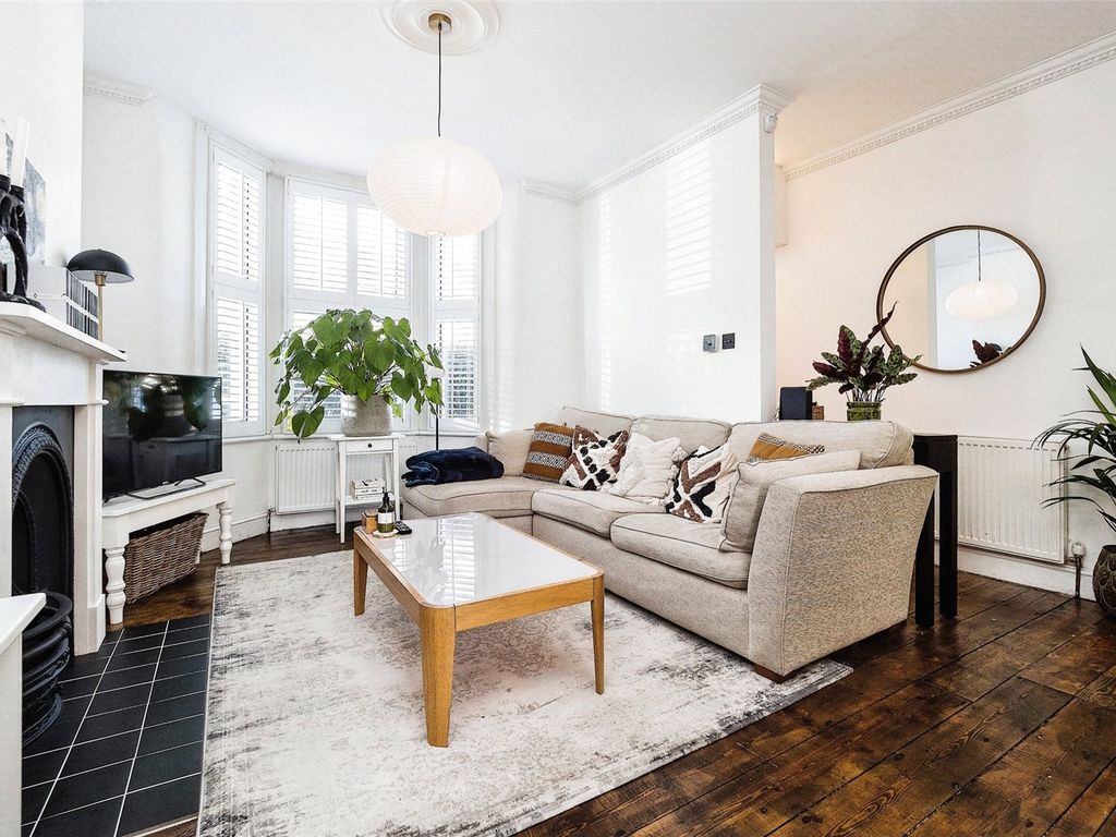 3 bed terraced house for sale in Grange Road, London E13 Zoopla