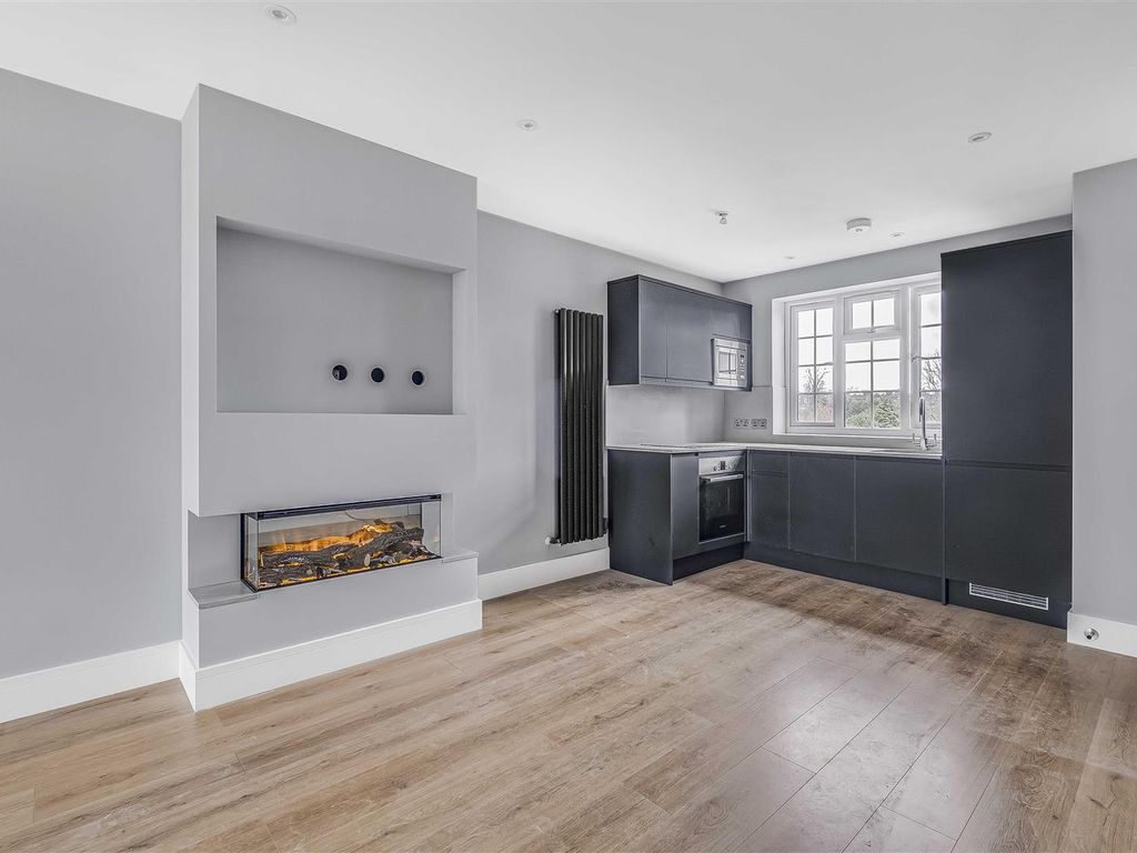 2 bed flat to rent in Upper Richmond Road West, East Sheen SW14 Zoopla