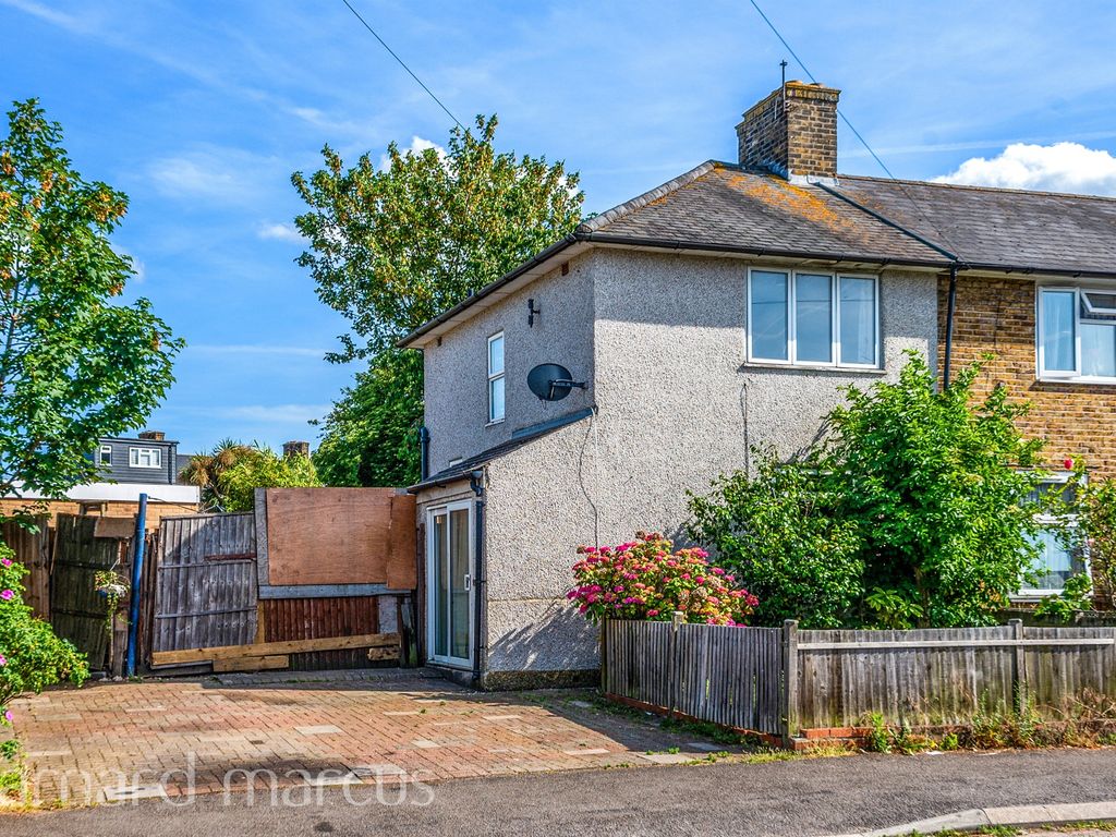 2 bed end terrace house for sale in Thornton Road, Carshalton SM5 Zoopla