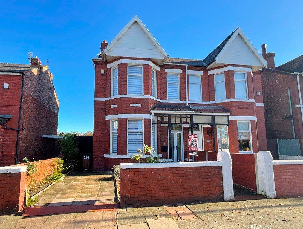 4 bed semidetached house for sale in Liverpool Road, Birkdale