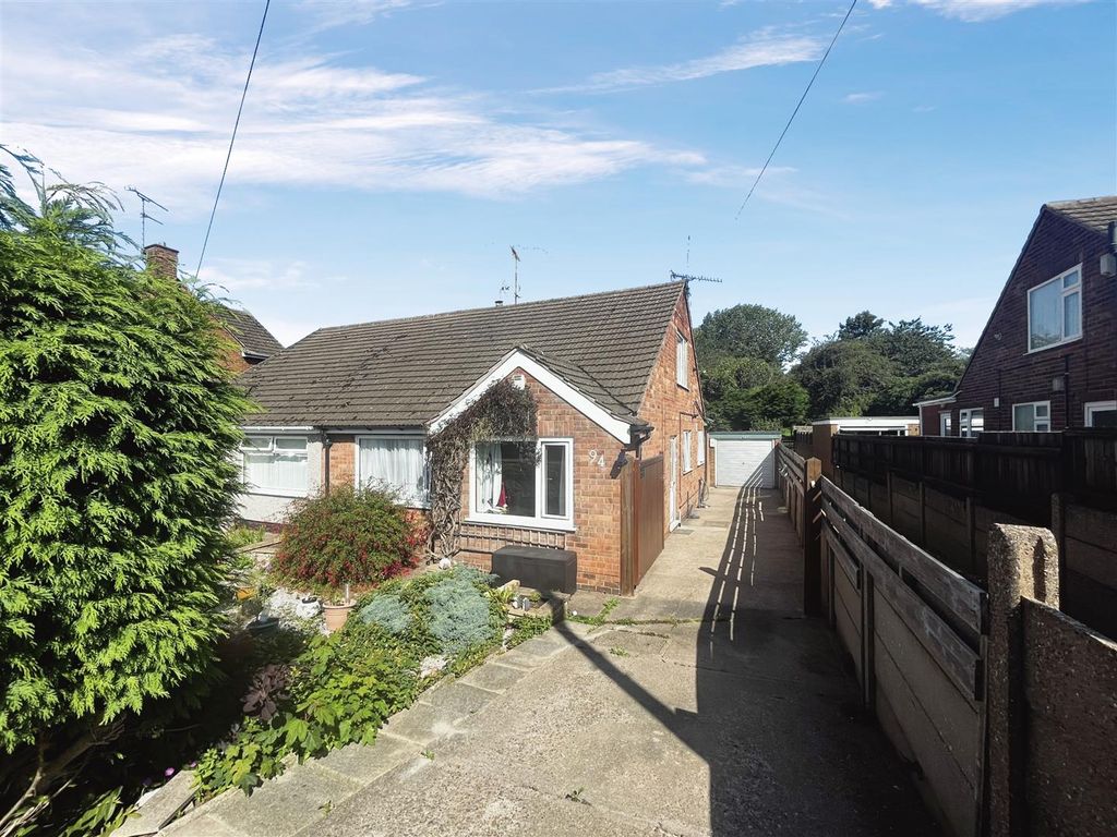 3 bed semidetached bungalow for sale in Marples Avenue, Mansfield Woodhouse, Mansfield NG19