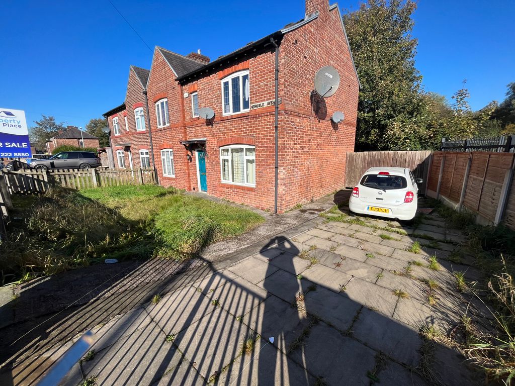 5 bed semidetached house for sale in Kingsley Avenue, Salford M7, £