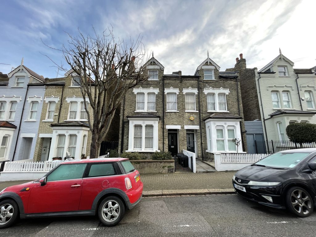 40 Dempster Road, Wandsworth, London SW18
