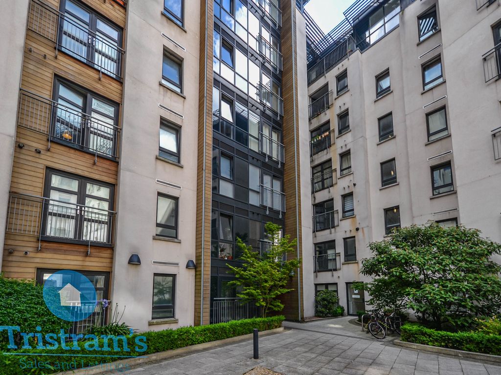 2 bed flat for sale in The Atrium Plaza, Waterfront Plaza, City Centre