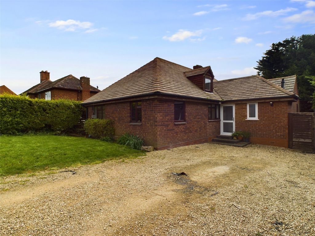 3 bed bungalow for sale in Broomhall Green, Broomhall, Worcester