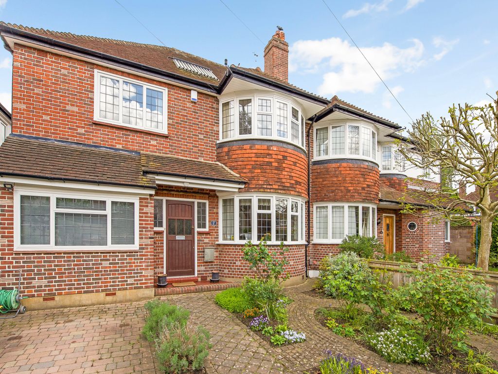 4 bed semidetached house for sale in Arlington Road, Petersham