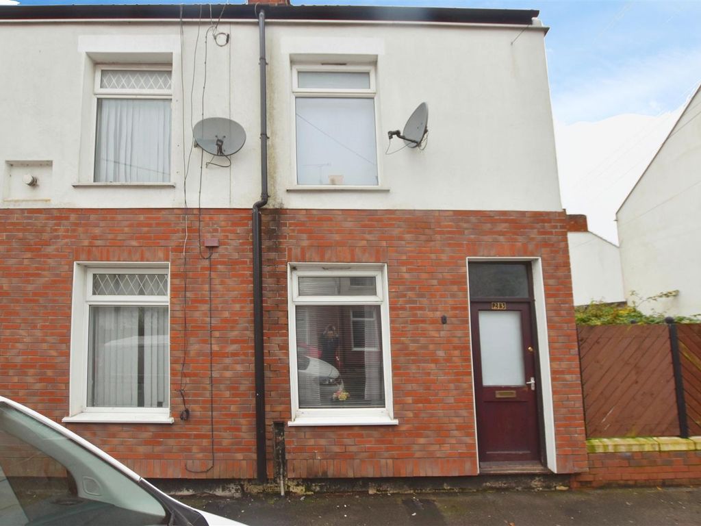 2 bed property for sale in Cadogan Street, Hull HU3, £70,000 Zoopla