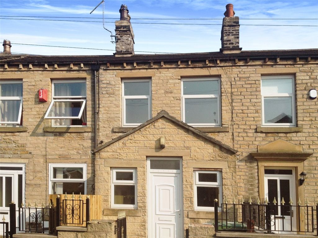 1 bed terraced house to rent in Longley Road, Almondbury, Huddersfield
