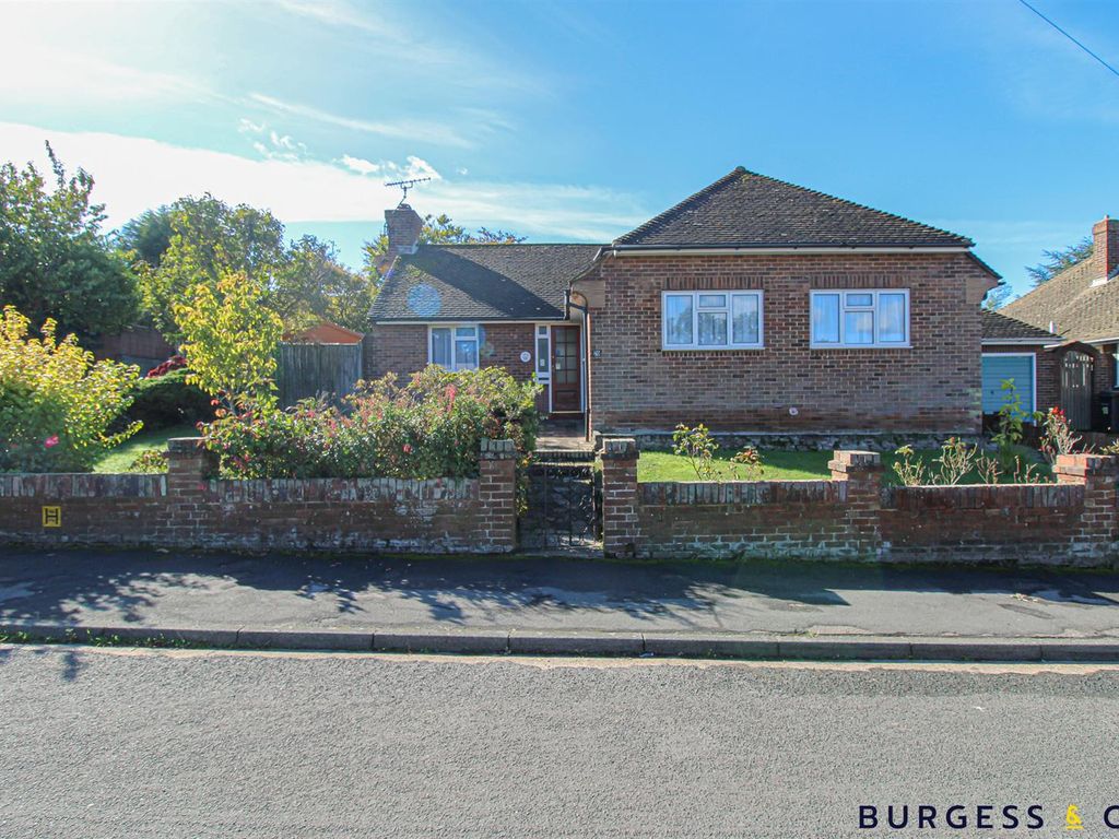 3 bed detached bungalow for sale in St. Peters Crescent, BexhillOnSea