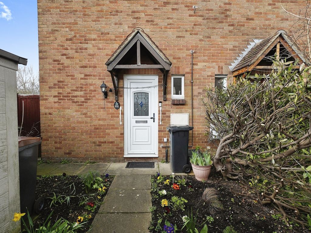1 bed property for sale in Glenfield Road, Luton LU3 Zoopla