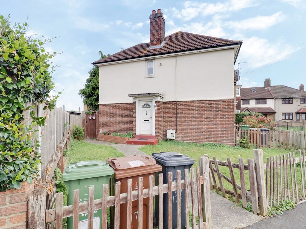 2 bed for sale in Blake Avenue, Barking IG11, £275,000 Zoopla