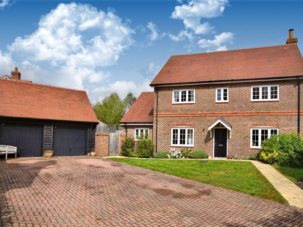 4 bed detached house for sale in Grayling Lane, Elton, Weston, Newbury
