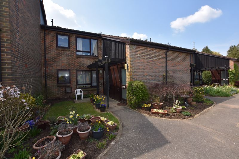 2 bed property for sale in Roding Close, Elmbridge Village, Cranleigh
