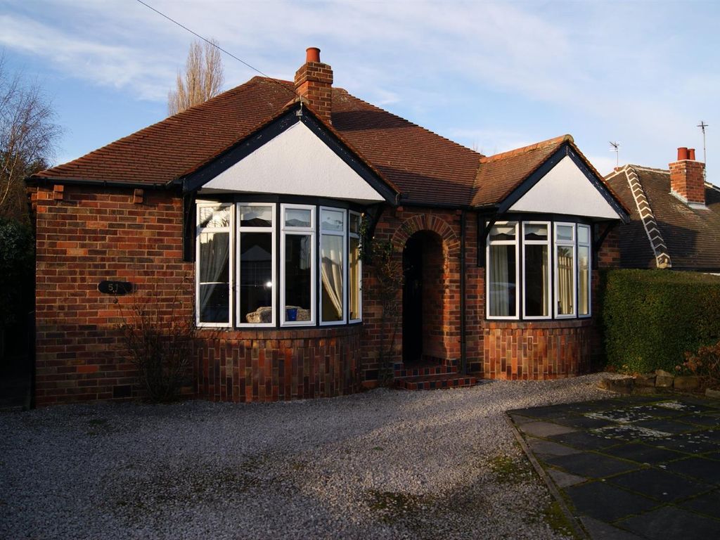 2 bed detached bungalow to rent in Queens Drive, Ossett WF5 Zoopla