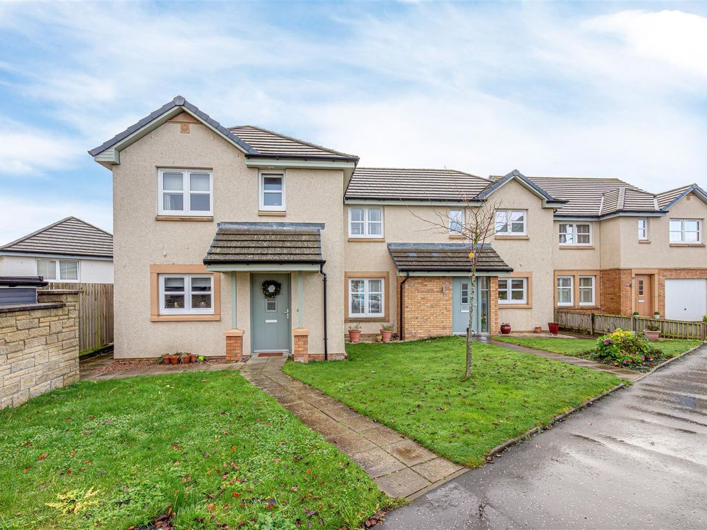 3 bed semidetached house for sale in Mcdonald Street, Dunfermline KY11