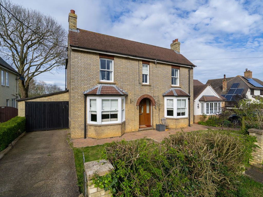 3 bed detached house for sale in High Street, Hail Weston, St Neots