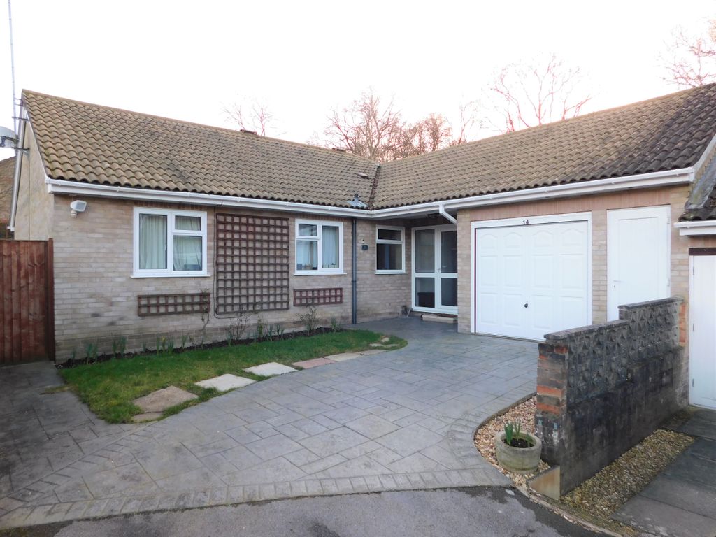 3 bed detached bungalow for sale in Merrivale Close, Southampton SO45 Zoopla
