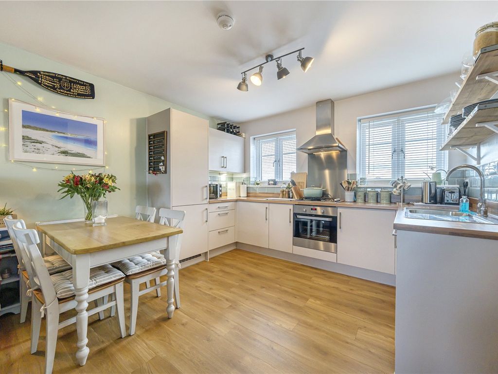 Ifould Crescent, Wokingham, Berkshire RG40  