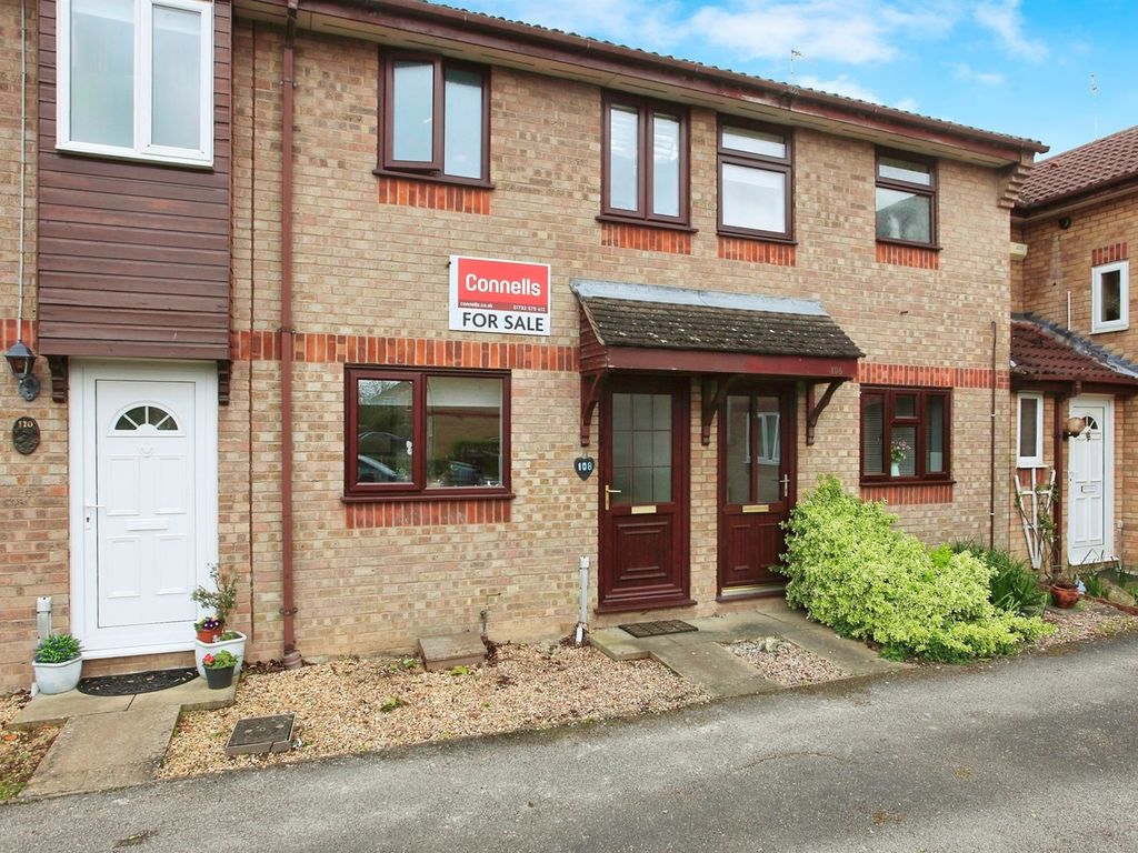 2 bed terraced house for sale in Caldbeck Close, Peterborough PE4, £