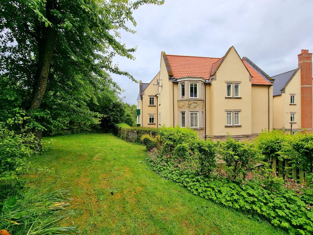 2 bed flat to rent in Snows Green Road, Shotley Bridge, Consett DH8, £