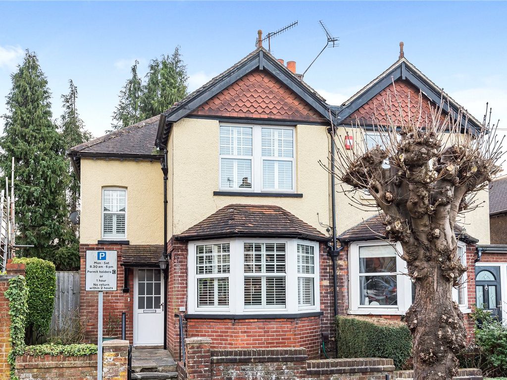 3 bed semidetached house for sale in Station Road, Whyteleafe CR3 Zoopla