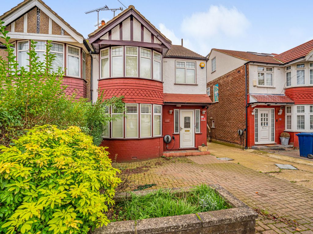 4 Bed Semi Detached House For Sale In Rydal Crescent Perivale