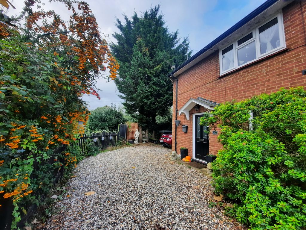 3 bed semidetached house for sale in Festival Gardens, Tolleshunt D