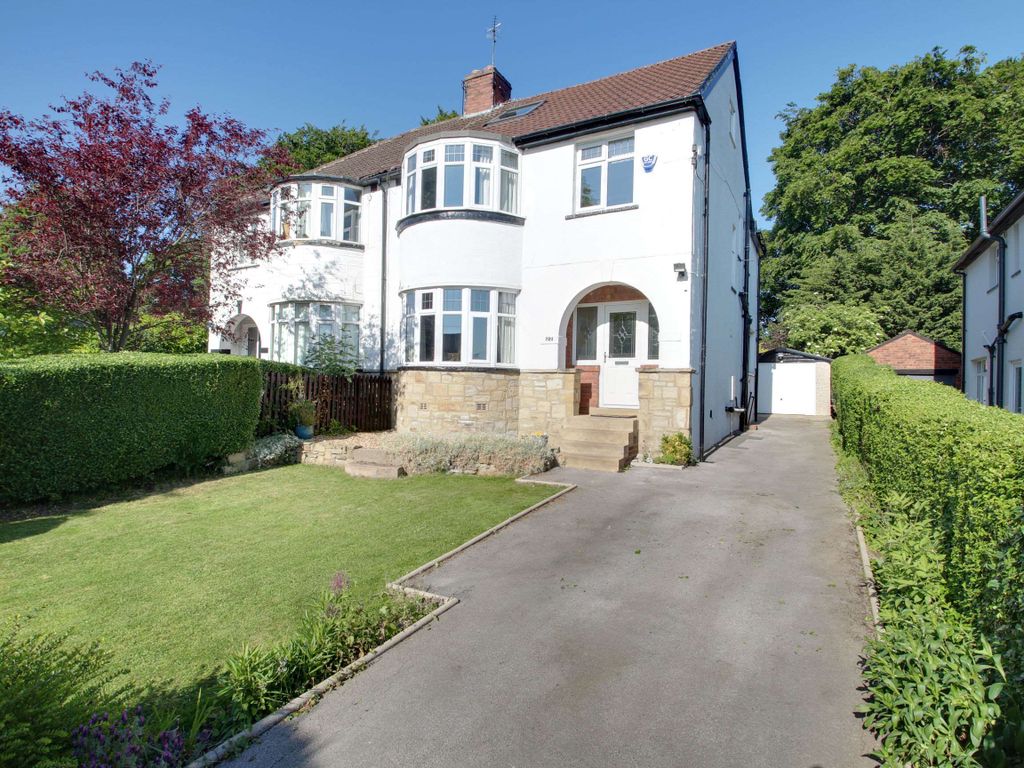 5 bed semidetached house for sale in Wensley Drive, Chapel Allerton