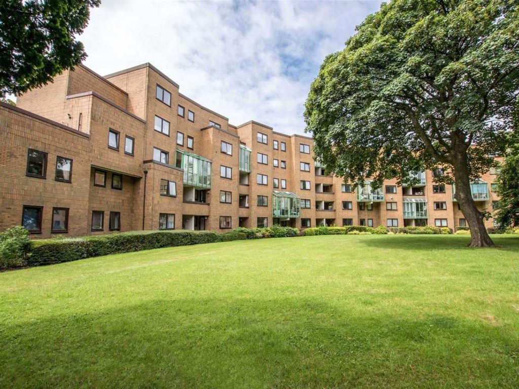 2 bed flat for sale in Reynoldston House, The Crescent, Llandaff