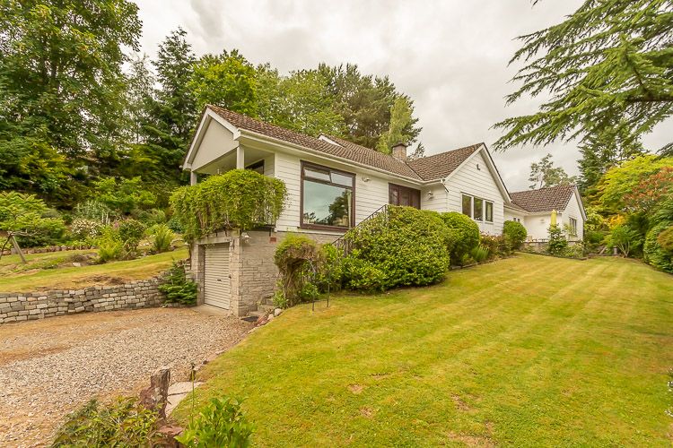 4 bed detached bungalow for sale in Golf Course Road, Rosemount, Blairgowrie PH10 Zoopla