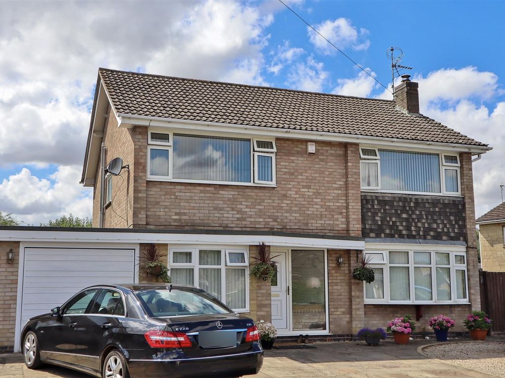 4 bed detached house for sale in Balmoral Road, Oakham LE15 Zoopla