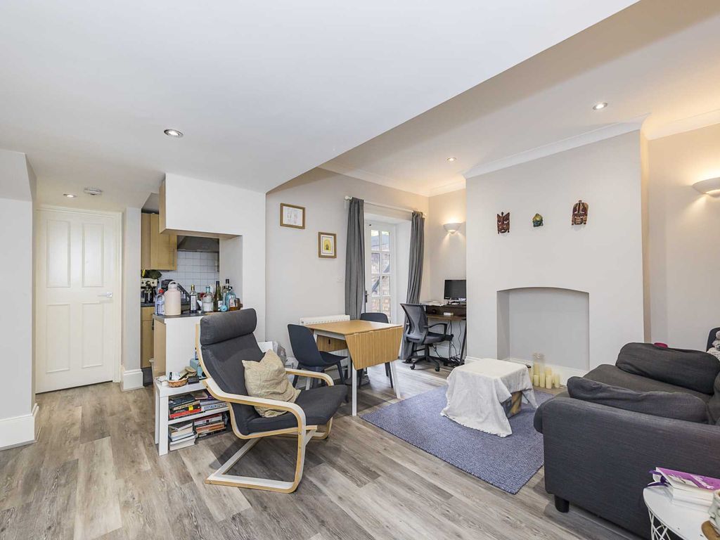 2 bed flat to rent in Denbigh Street, Pimlico SW1V - Zoopla