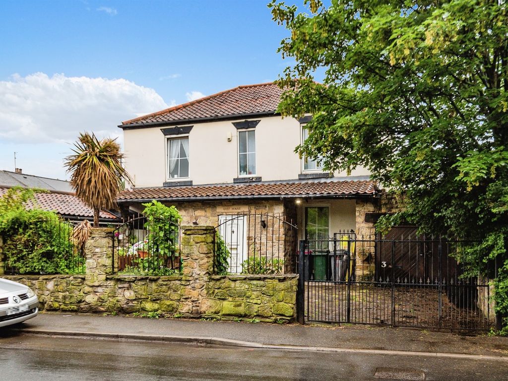 5 bed detached house for sale in Whitehill Lane, Catcliffe, Rotherham