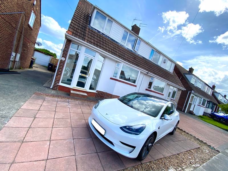 3 bed semidetached house for sale in Laurel Grove, Tunstall