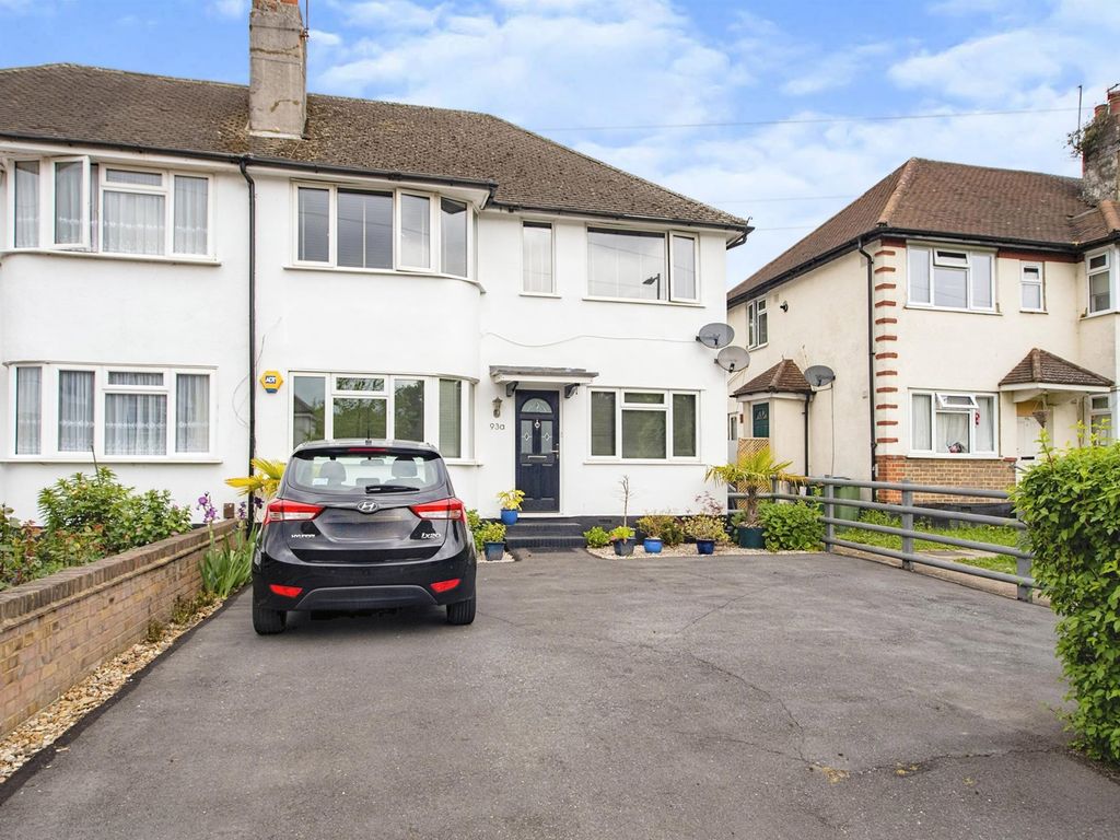 2 bed for sale in Courtlands Drive, Watford WD17 Zoopla